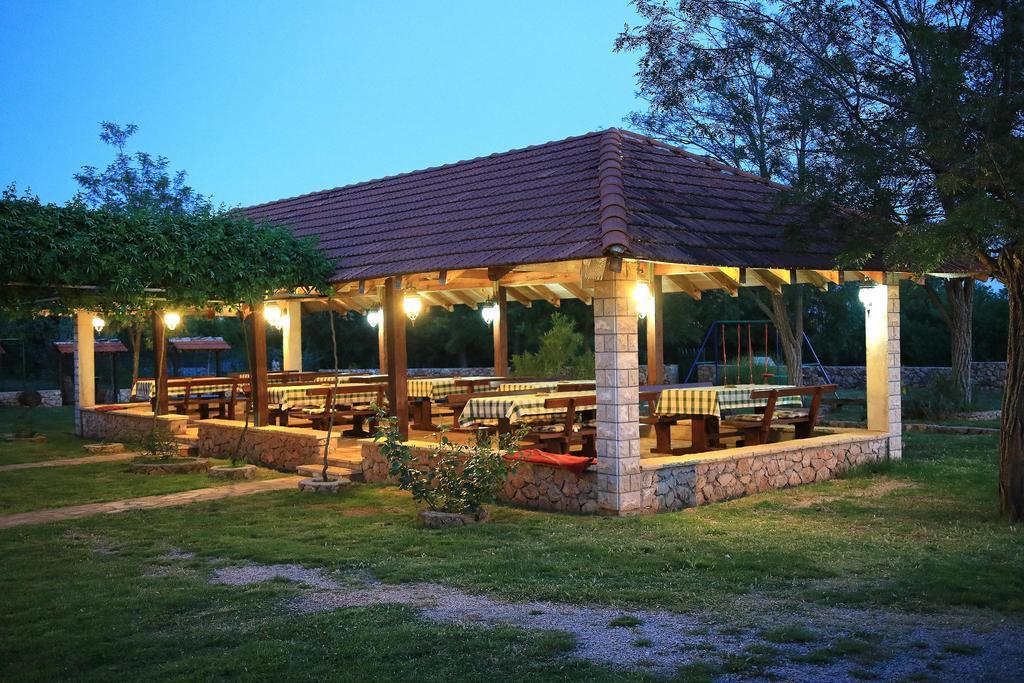 Готель Agrotourism Galic Krka Drinovci Екстер'єр фото