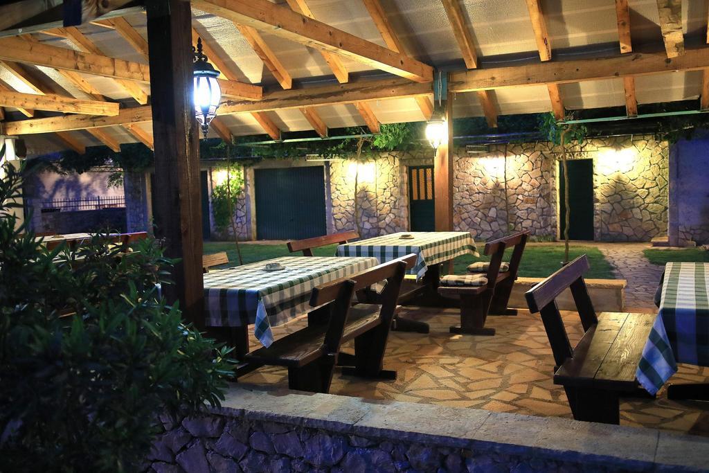Готель Agrotourism Galic Krka Drinovci Екстер'єр фото